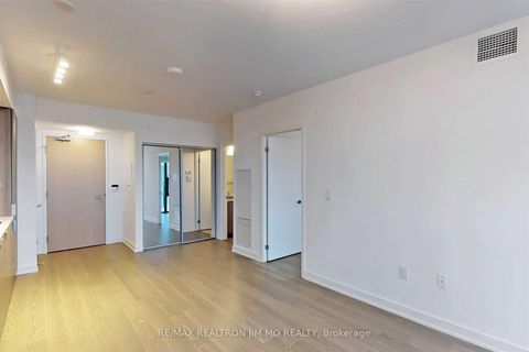 Photo 17 at 1501 - 11 Wellesley Street W, Bay Street Corridor, Toronto