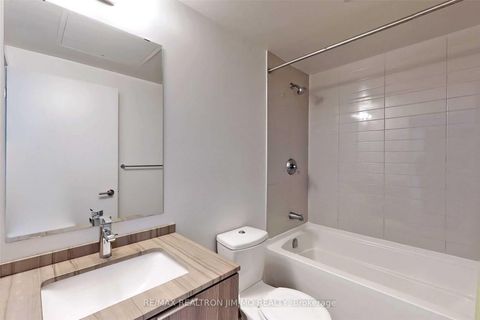 Photo 22 at 1501 - 11 Wellesley Street W, Bay Street Corridor, Toronto