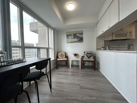 Photo 10 at 1204 - 909 Bay Street, Bay Street Corridor, Toronto