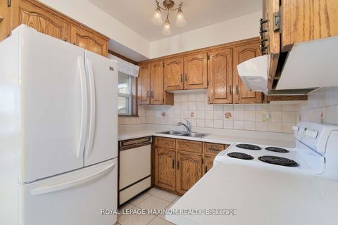 Photo 13 at 245 Belgravia Avenue, Belgravia, Toronto