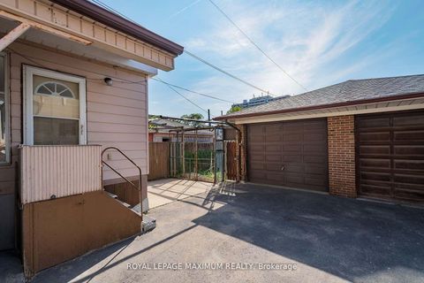 Photo 35 at 245 Belgravia Avenue, Belgravia, Toronto