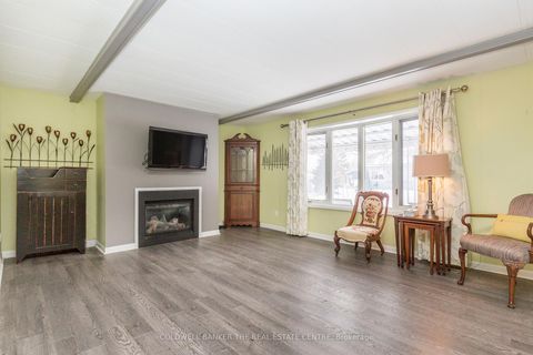 Photo 6 at 29 Main Street, Rural Innisfil, Innisfil