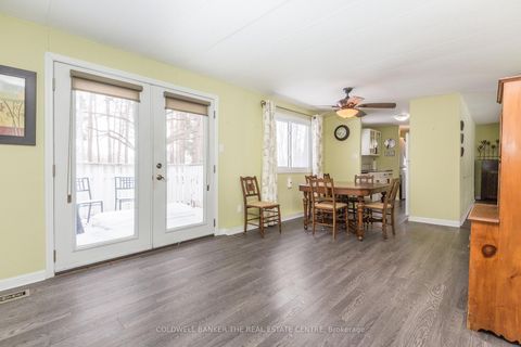 Photo 11 at 29 Main Street, Rural Innisfil, Innisfil