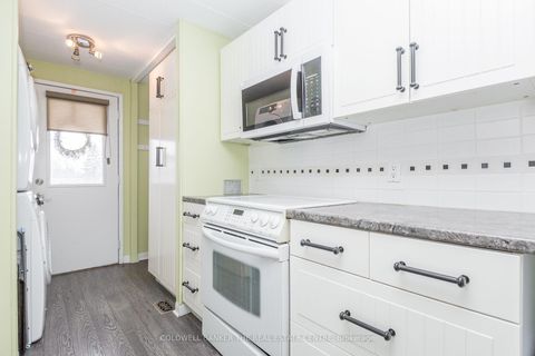 Photo 14 at 29 Main Street, Rural Innisfil, Innisfil