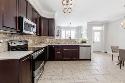 Photo 8 at 996 BOOTH Avenue, Alcona, Innisfil