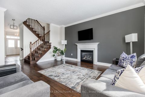 Photo 17 at 996 BOOTH Avenue, Alcona, Innisfil