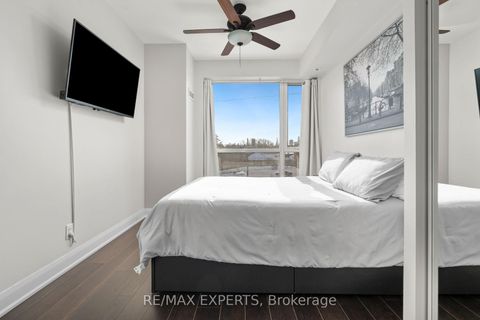 Photo 6 at 420 - 4700 Highway 7, East Woodbridge, Vaughan