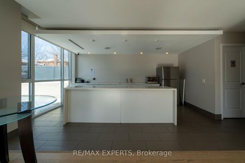 Photo 19 at 420 - 4700 Highway 7, East Woodbridge, Vaughan