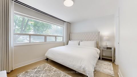 Photo 14 at 30 Paperbirch Drive, Don Mills, Toronto