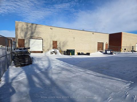 Photo 3 at 51 Skagway Avenue, Cliffcrest, Toronto