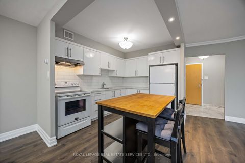 Photo 17 at 808 - 60 Southport Street, Swansea, Toronto