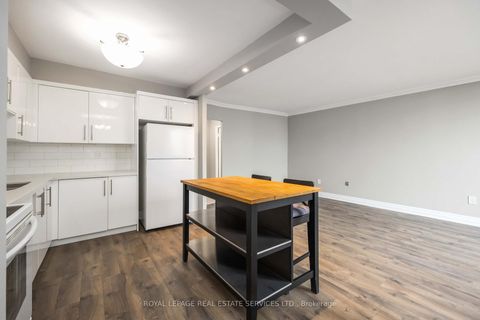 Photo 18 at 808 - 60 Southport Street, Swansea, Toronto