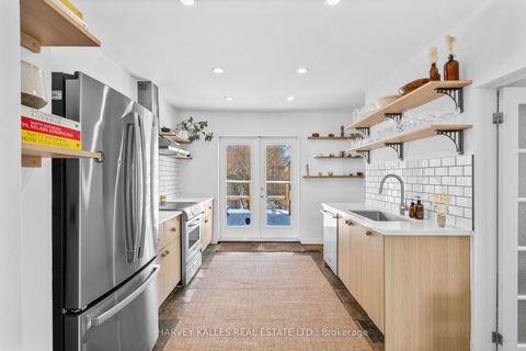 Photo 2 at 14 Manitoba Street, Mimico, Toronto