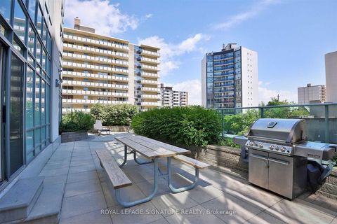 Photo 22 at 1411 - 212 Eglinton Avenue E, Mount Pleasant West, Toronto