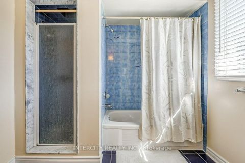 Photo 27 at 21 Marylebone Crescent, Oak Ridges Lake Wilcox, Richmond Hill