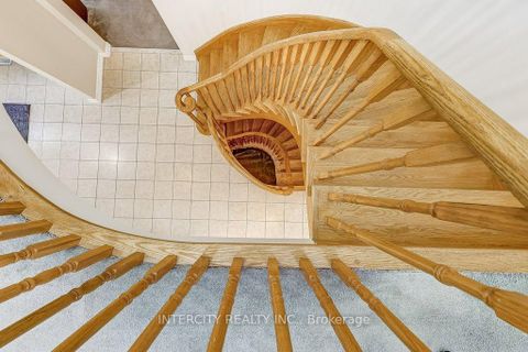 Photo 32 at 21 Marylebone Crescent, Oak Ridges Lake Wilcox, Richmond Hill