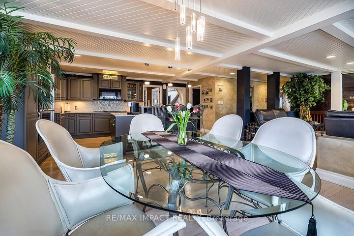 Photo 12 at 1410 Manitou Drive, Samac, Oshawa