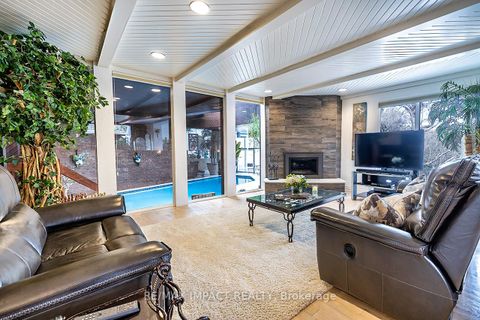 Photo 16 at 1410 Manitou Drive, Samac, Oshawa