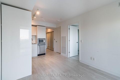 Photo 15 at 2313 - 501 Yonge Street, Yonge Corridor, Toronto