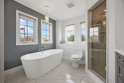 Photo 22 at 57 Turning Leaf Drive, Sonoma Heights, Vaughan