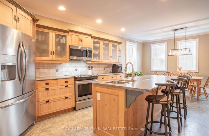 Photo 14 at 329 Mcdonald Street, Port Perry, Scugog