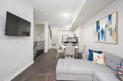 Photo 7 at 6 - 135 Long Branch Avenue, Long Branch, Toronto