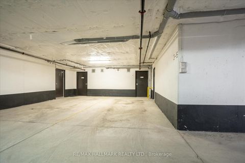 Photo 38 at 6 - 135 Long Branch Avenue, Long Branch, Toronto