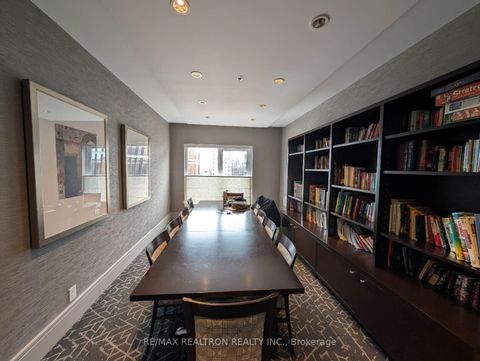 Photo 6 at 3011 - 8 Park Road, Moore Park, Toronto