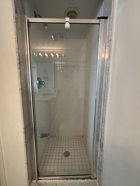 Photo 13 at 3011 - 8 Park Road, Moore Park, Toronto