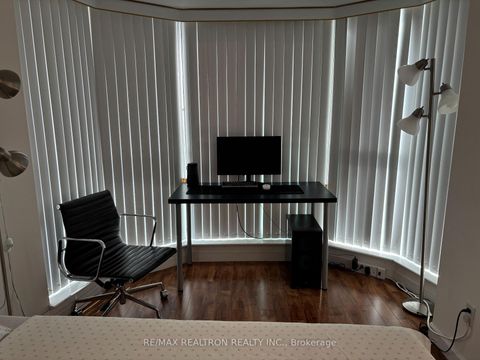 Photo 14 at 3011 - 8 Park Road, Moore Park, Toronto