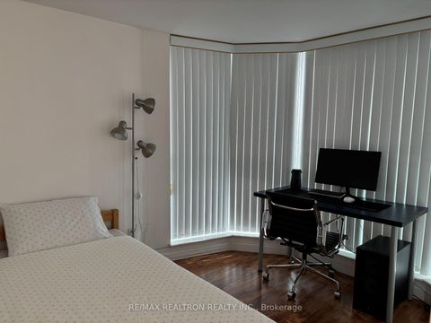 Photo 15 at 3011 - 8 Park Road, Moore Park, Toronto