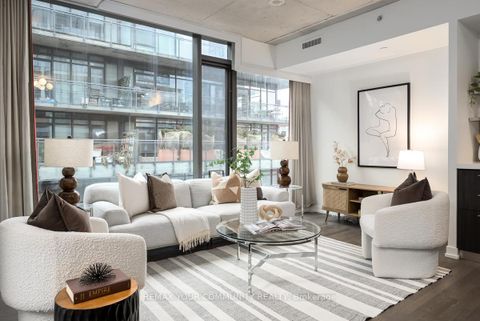 Photo 10 at 703 - 560 King Street W, Waterfront Communities C1, Toronto