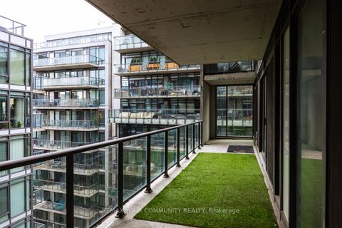 Photo 21 at 703 - 560 King Street W, Waterfront Communities C1, Toronto