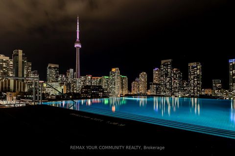 Photo 28 at 703 - 560 King Street W, Waterfront Communities C1, Toronto