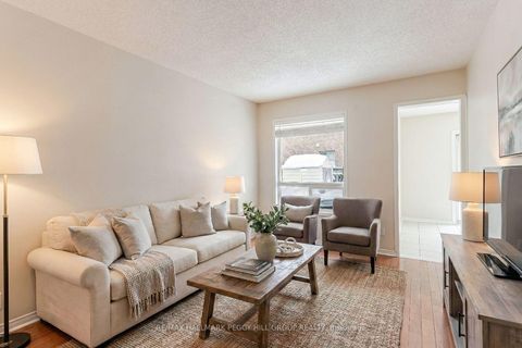 Photo 4 at 79 Girdwood Drive, Holly, Barrie