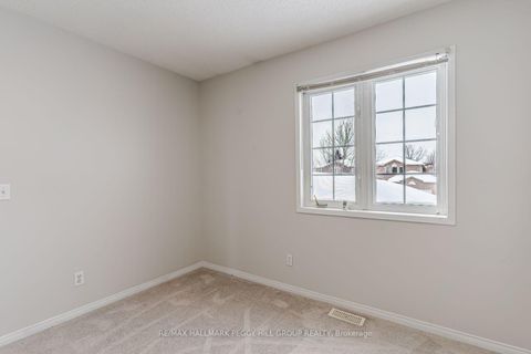 Photo 8 at 79 Girdwood Drive, Holly, Barrie