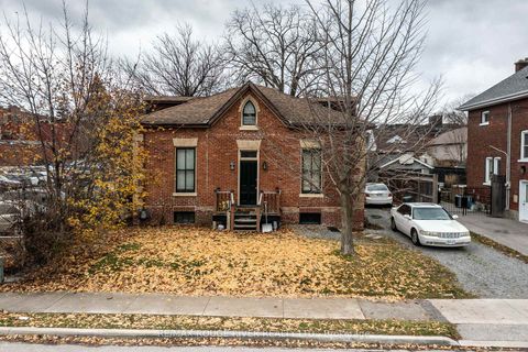 Photo 1 at 342 Mary Street N, O'Neill, Oshawa