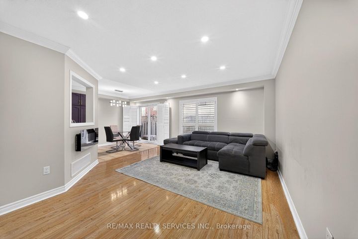 Photo 14 at 63 Irene Crescent, Fletcher's Meadow, Brampton