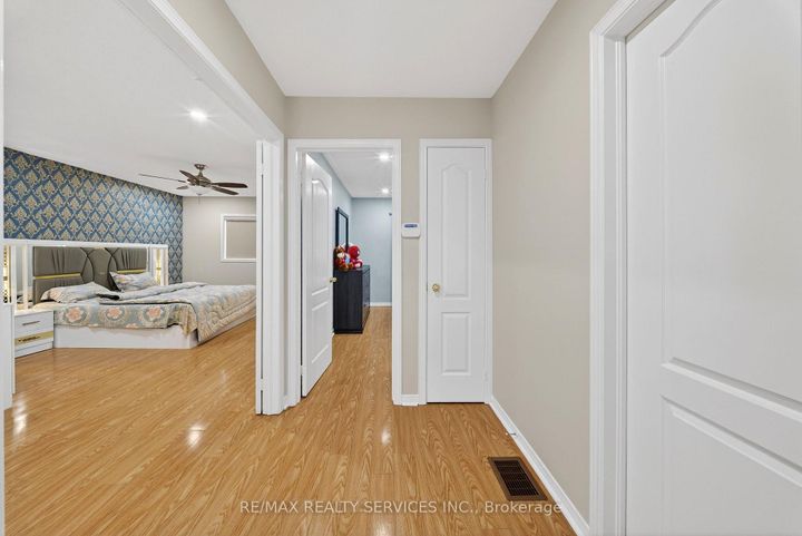 Photo 22 at 63 Irene Crescent, Fletcher's Meadow, Brampton