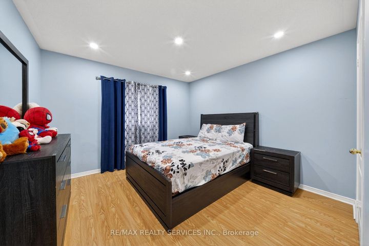 Photo 29 at 63 Irene Crescent, Fletcher's Meadow, Brampton