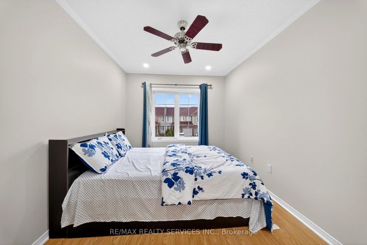 Photo 34 at 63 Irene Crescent, Fletcher's Meadow, Brampton