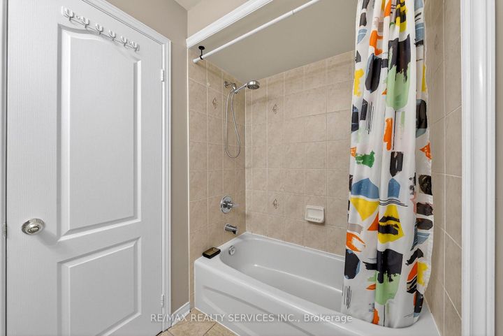 Photo 36 at 63 Irene Crescent, Fletcher's Meadow, Brampton