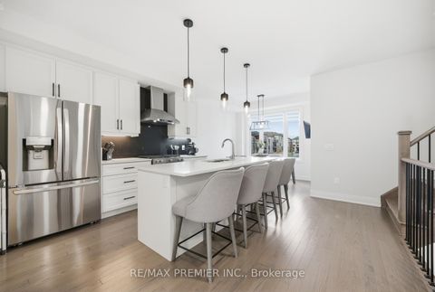 Photo 5 at 229 Vermont Avenue, Summerhill Estates, Newmarket