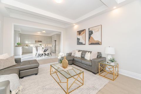 Photo 20 at 30 Ballantyne Boulevard, Vellore Village, Vaughan