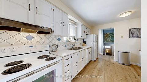 Photo 10 at 1265 Sunnybrae Crescent, Donevan, Oshawa