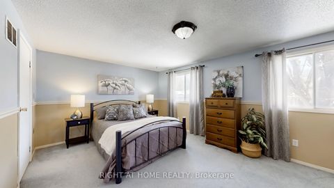 Photo 13 at 1265 Sunnybrae Crescent, Donevan, Oshawa