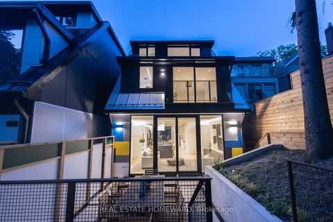 Photo 48 at 174 Kenilworth Avenue, The Beaches, Toronto