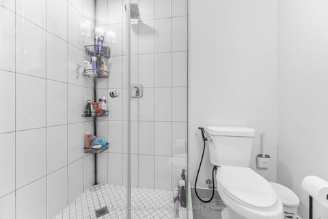 Photo 14 at 1115 - 9000 Jane Street, Maple, Vaughan