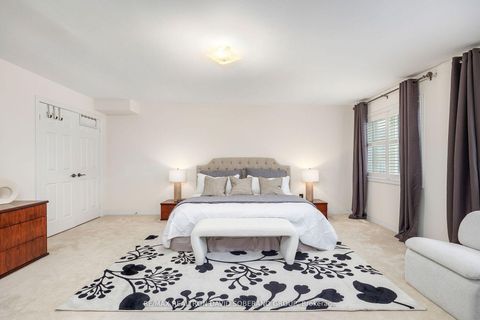 Photo 15 at 26 Chopin Boulevard, Patterson, Vaughan