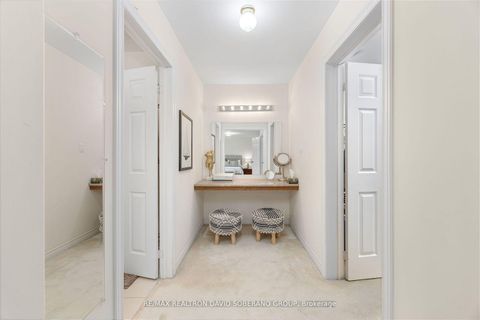 Photo 18 at 26 Chopin Boulevard, Patterson, Vaughan